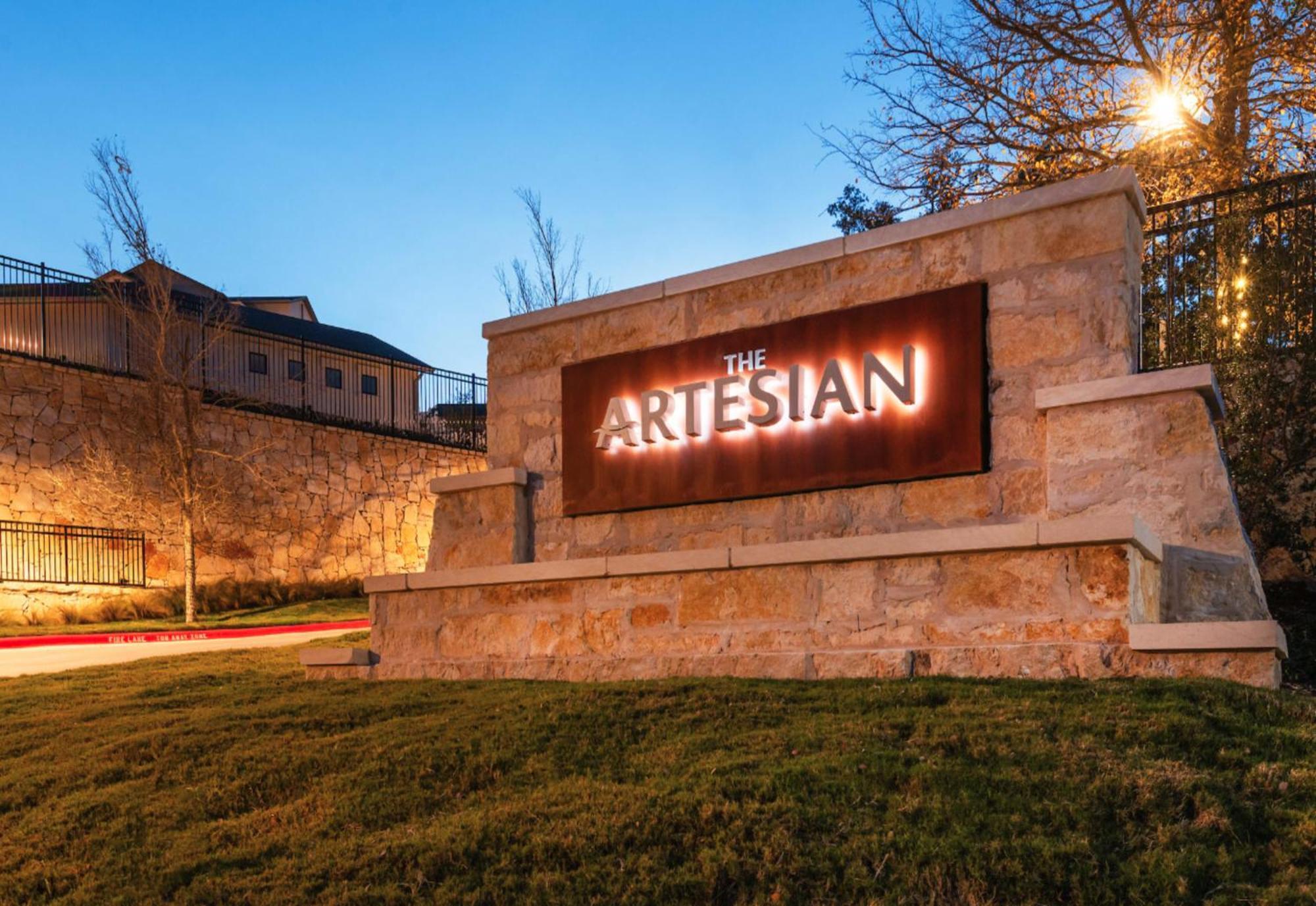 The Artesian Apartments By Barsala The Hills ภายนอก รูปภาพ